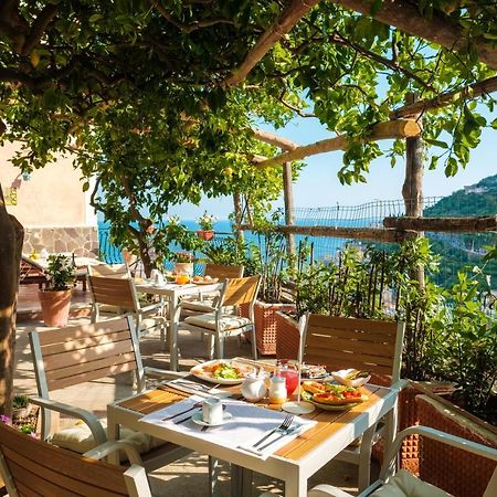 Villa Carlotta مينوري المظهر الخارجي الصورة