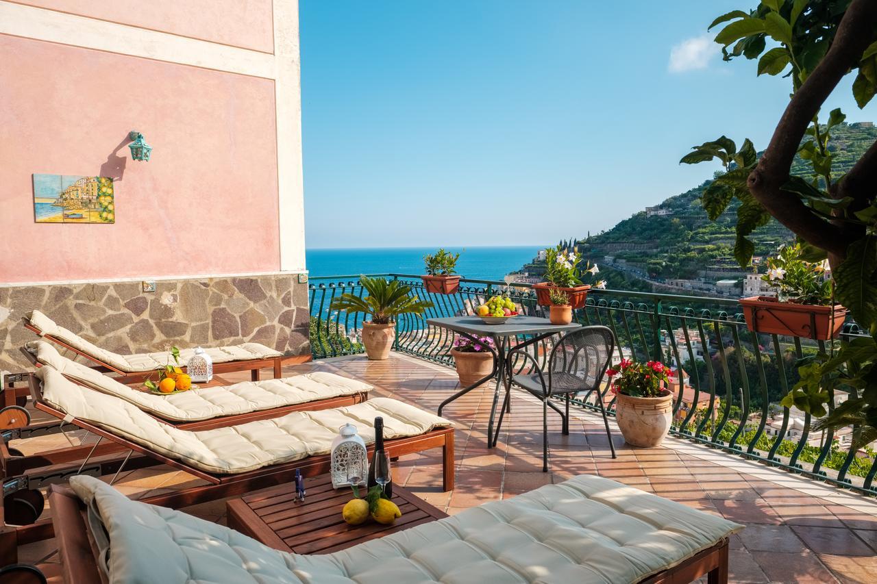 Villa Carlotta مينوري المظهر الخارجي الصورة